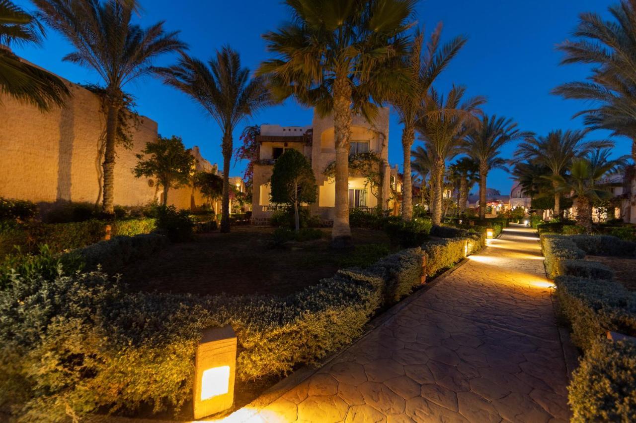 Blue Lagoon View Resort & Spa Marsa Alem Dış mekan fotoğraf