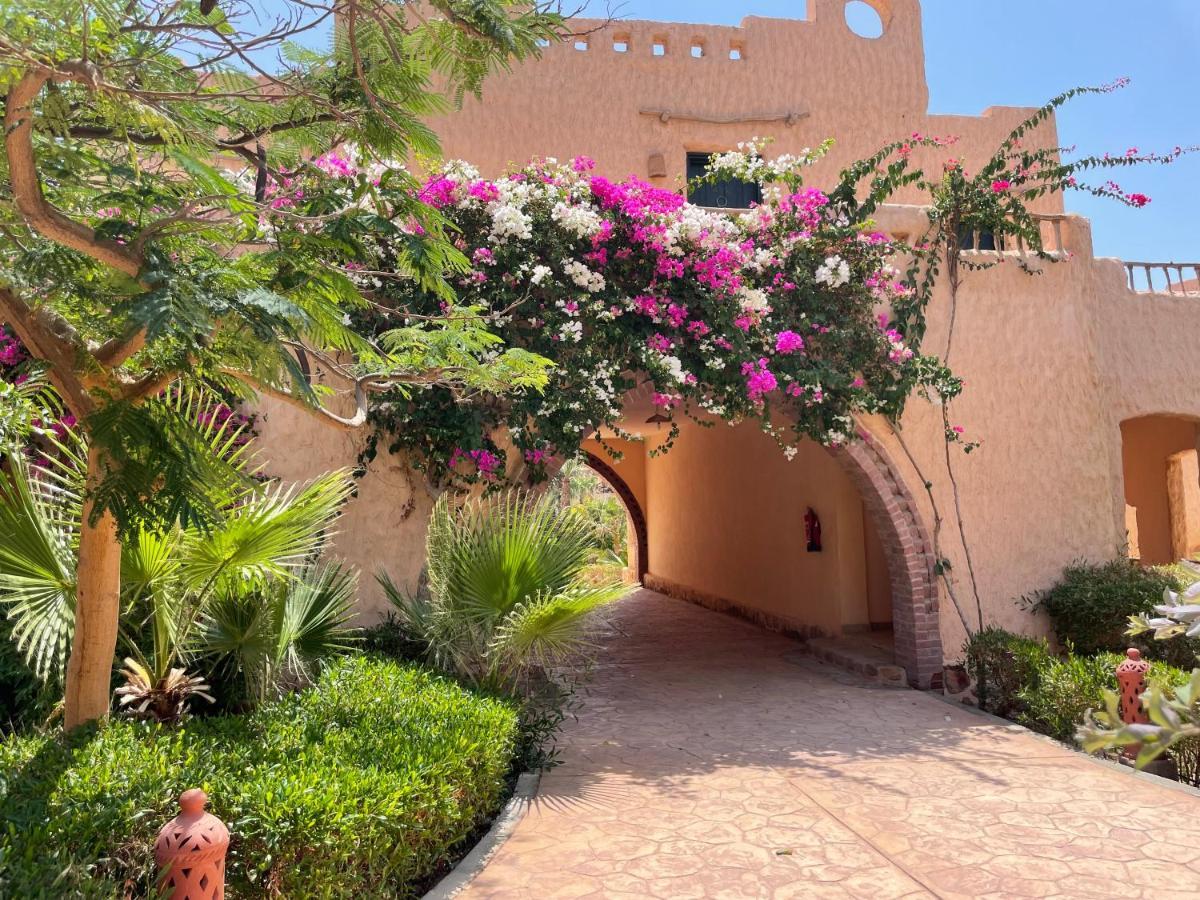 Blue Lagoon View Resort & Spa Marsa Alem Dış mekan fotoğraf